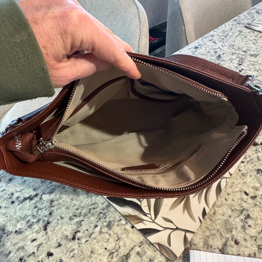 Befen Genuine Leather Shoulder Bag/Crossbody Hobo Bag with 2 removable straps - Picture 9 of 15